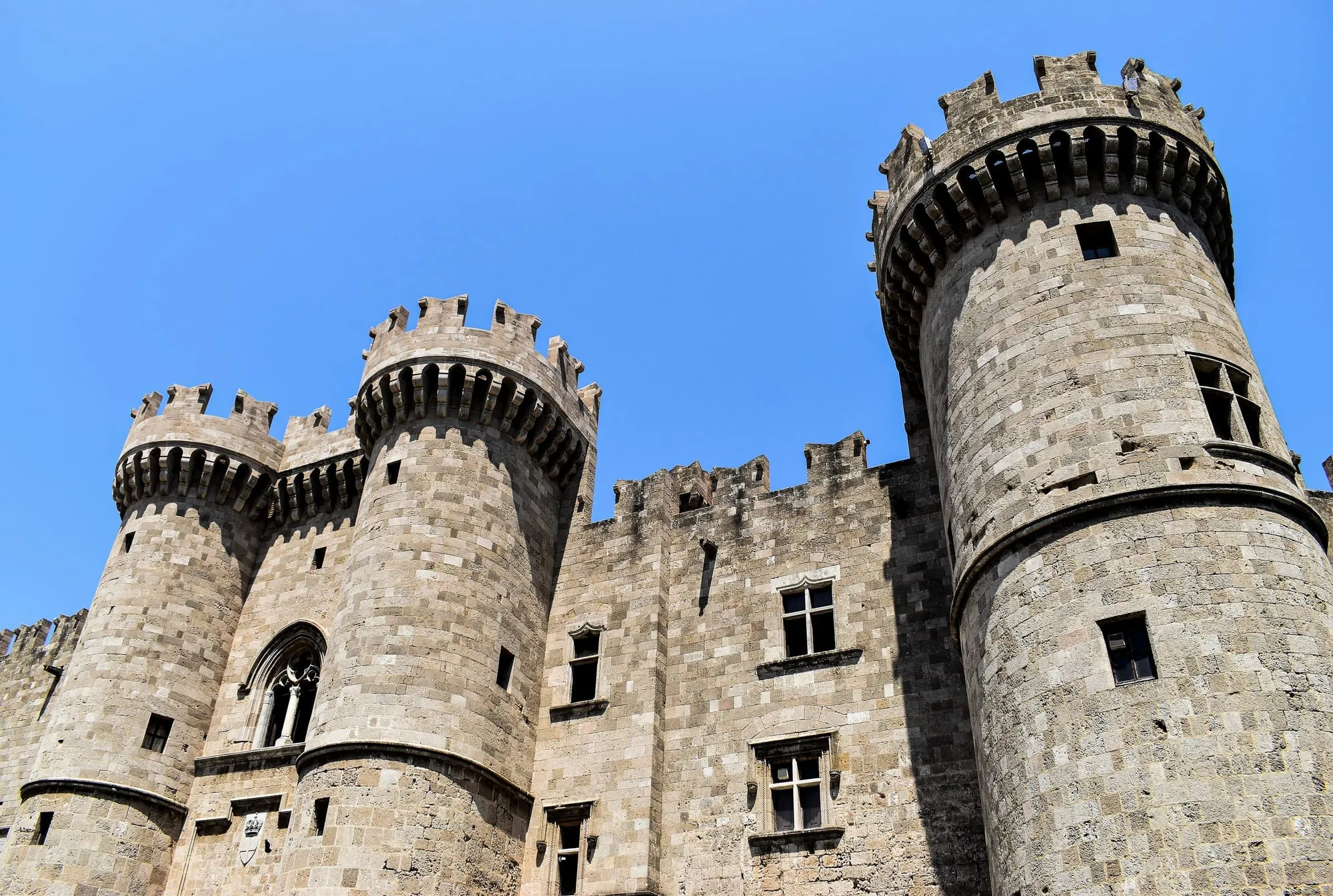 Les tours du palais des Grands Maîtres à Rhodes